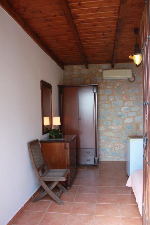 Lalloudes Seaside Accommodation Exo Nimfion Phòng bức ảnh